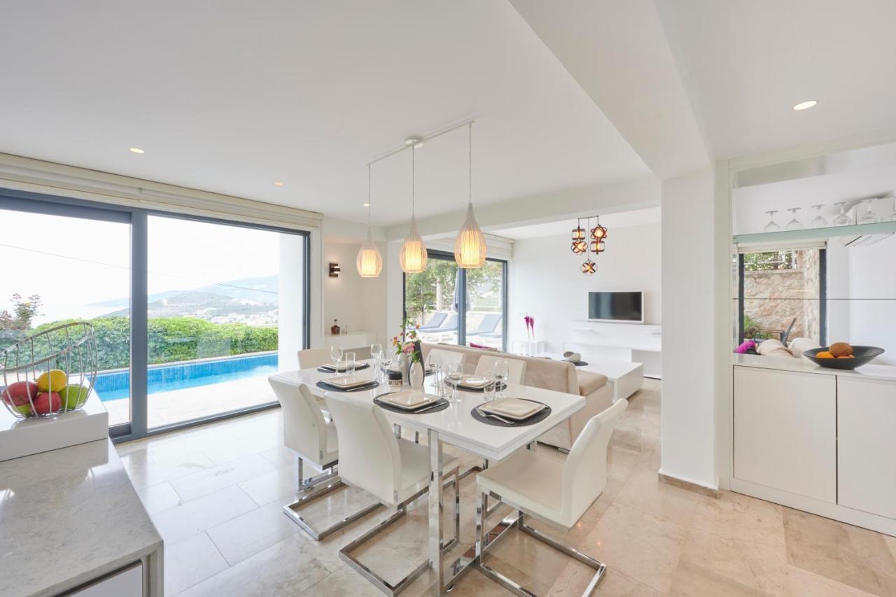 Luxus Villa Skyla Mit 5 Schlafzimmern & Meer-Blick Kas Bagian luar foto