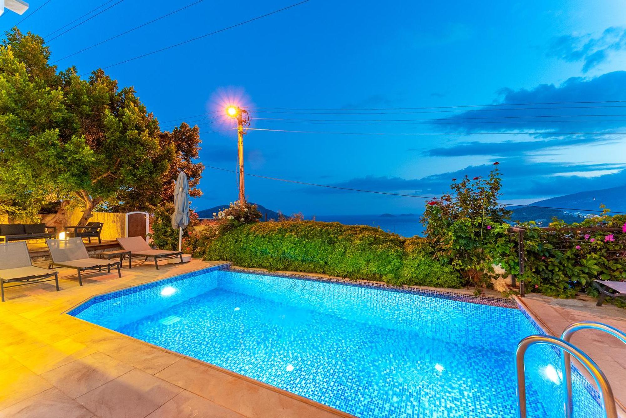 Luxus Villa Skyla Mit 5 Schlafzimmern & Meer-Blick Kas Bagian luar foto